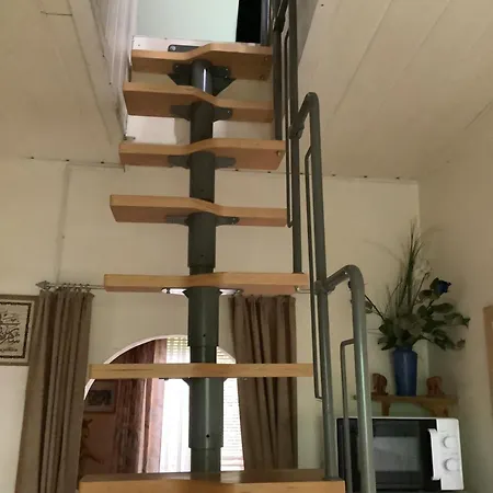 Separate Schoene Inclusive Parkplatz Apartamento