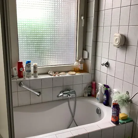 Apartamento Separate Schoene Inclusive Parkplatz *