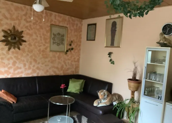 Separate Schoene Inclusive Parkplatz Apartamento