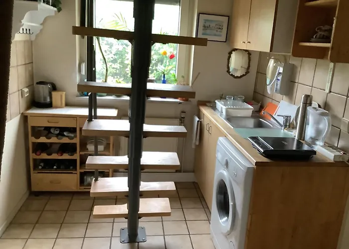 Separate Schoene Inclusive Parkplatz Apartamento Essen